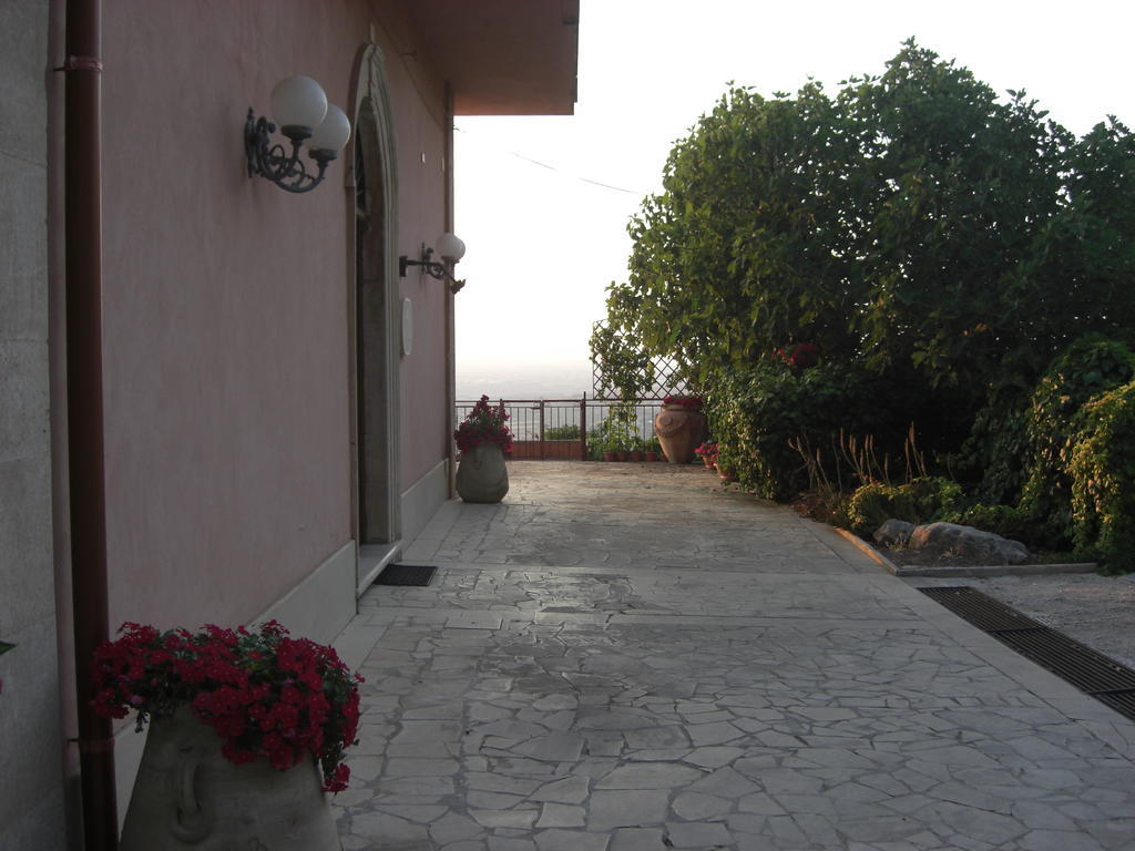 Albergo Villa Nobile Chiaramonte Gulfi Buitenkant foto
