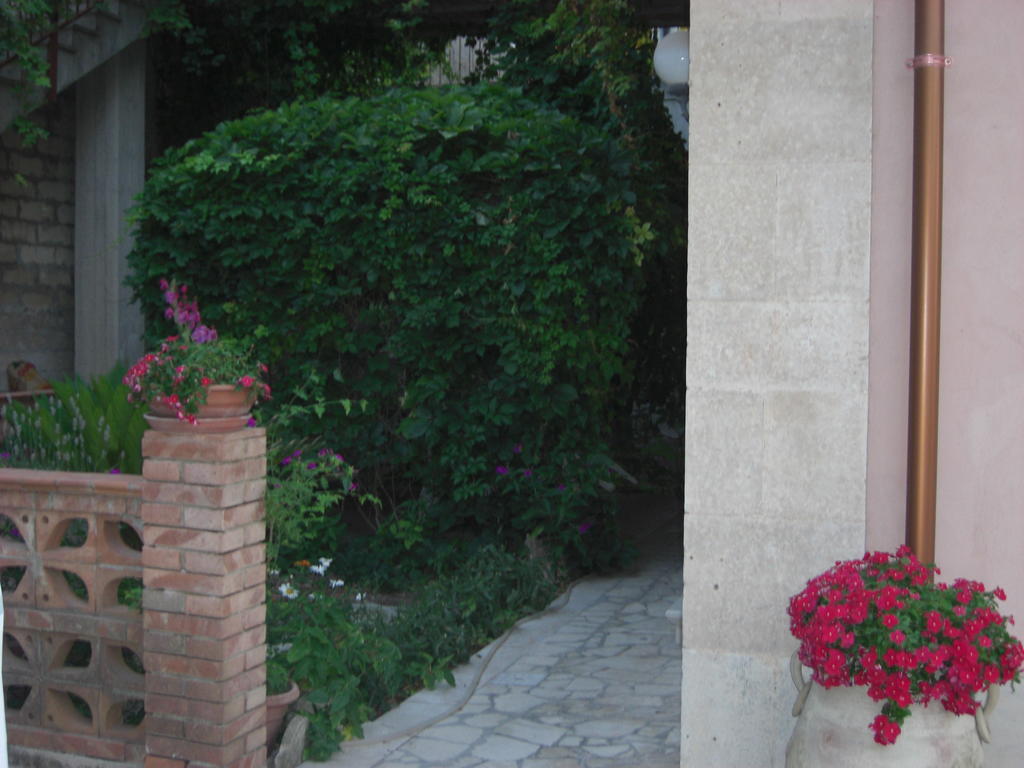 Albergo Villa Nobile Chiaramonte Gulfi Buitenkant foto