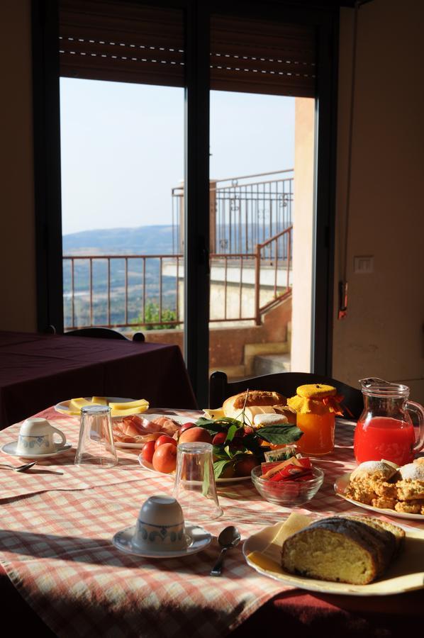Albergo Villa Nobile Chiaramonte Gulfi Buitenkant foto